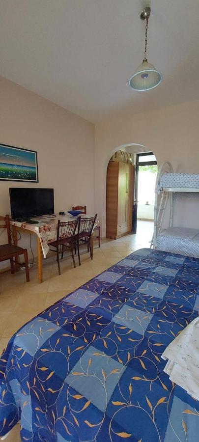 Villa Madani Durrës Exteriör bild